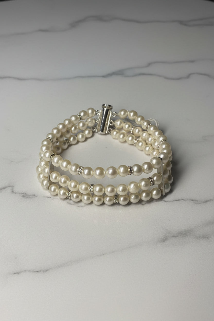 Bracciale a Tre Fili di Perle